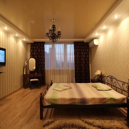 Panoramic View Lux Apartment On Metro Osokorky Kiev Eksteriør billede