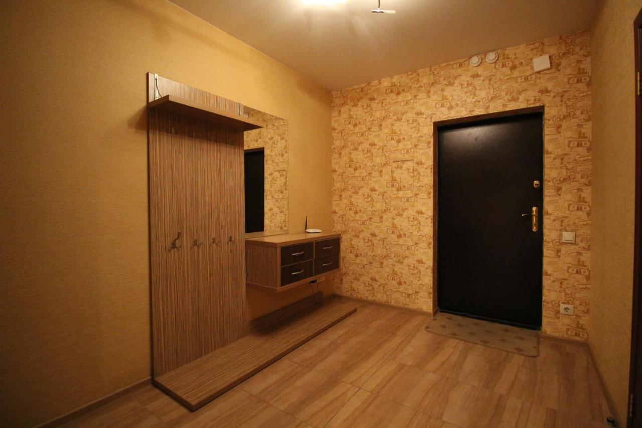 Panoramic View Lux Apartment On Metro Osokorky Kiev Eksteriør billede